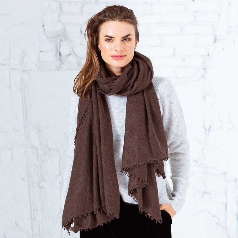 Close to my heart Pemba Cashmere Scarf Scarf Dark Chocolate